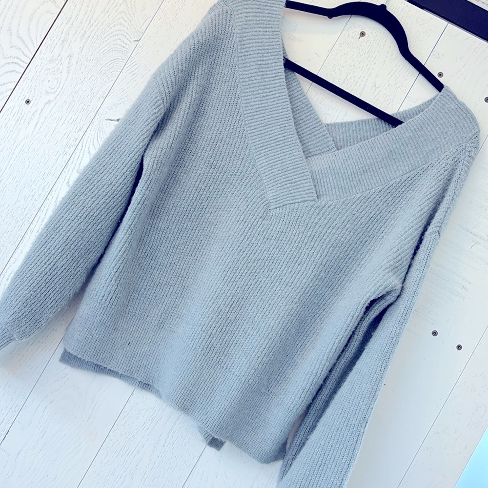 Pink Rose Blusih grey Sweater Super Soft Size Medium